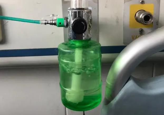 科學使用供氧氣瓶.jpg